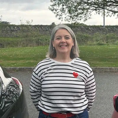 Llinos Longstaff, manual driving instructor covering Ruthin and Denbigh