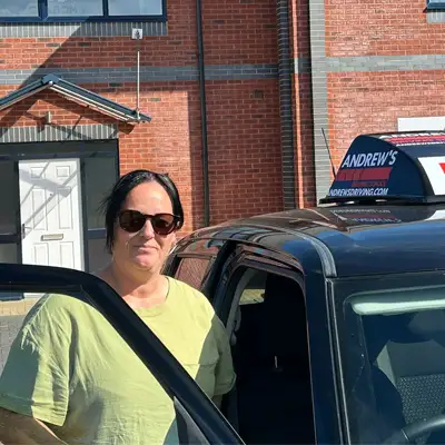 Llinos Begley, bilingual manual driving instructor covering Anglesey