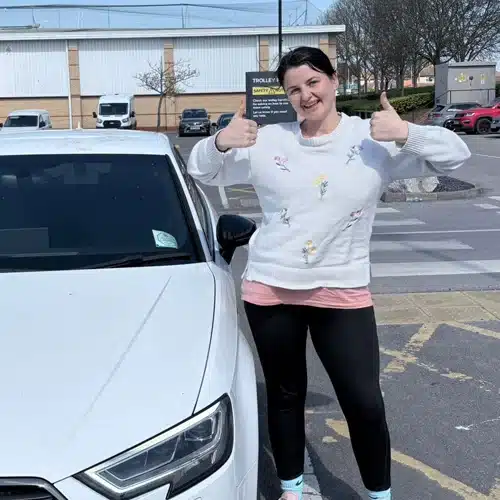 Kimberley Dunne, automatic driving instructor covering Rhyl and Prestatyn